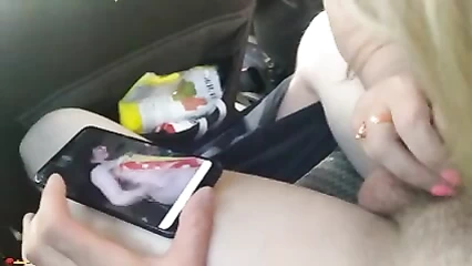 Я отсосала любовнику в машине